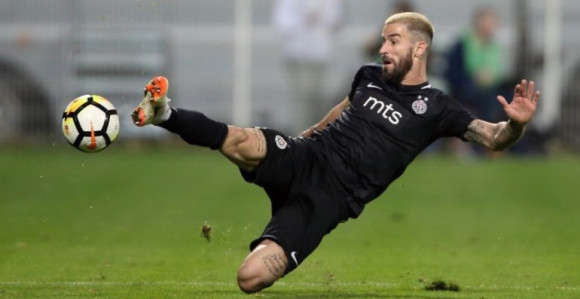 Enake napustio Partizan!