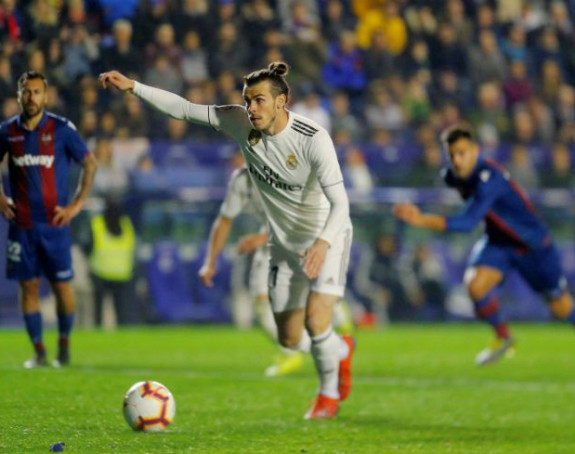 Bejl prijeti da zapali požar u svlačionici Reala!