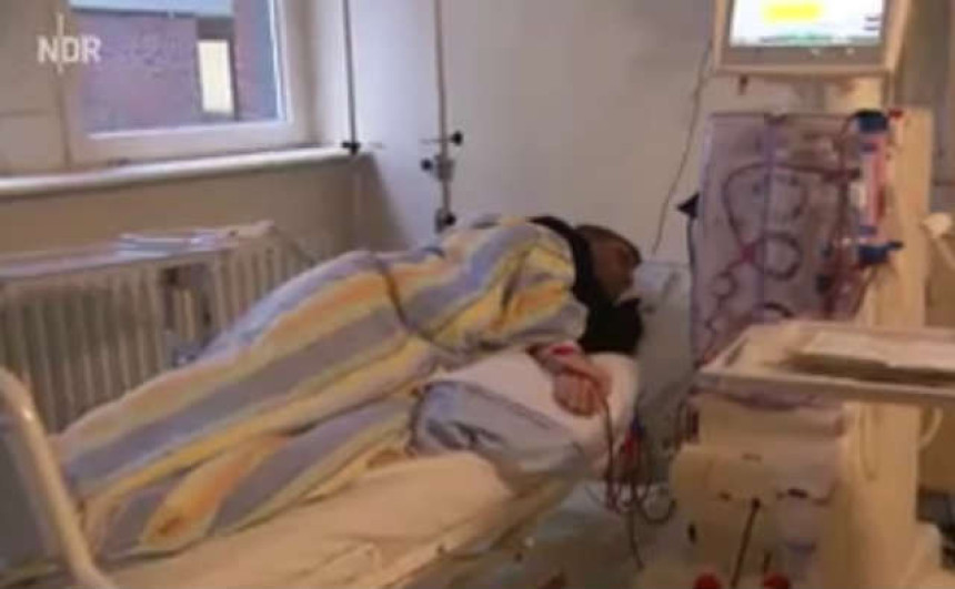 Potresna slika: Borba za život Ivana Klasnića!