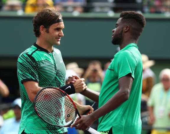 Мајами: Федерер рутински, Зверев доминантан! Испала Радвањска!