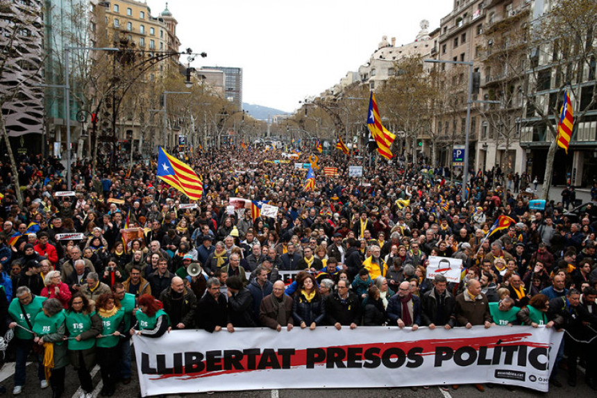 Protest: Na ulici hiljade građana