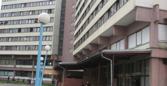 Krali meso od studentskih usta