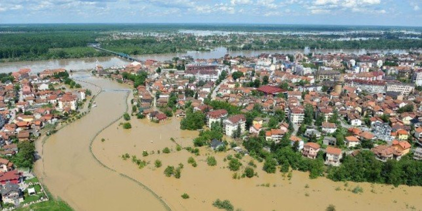 У Брчком крали послије мајских поплава