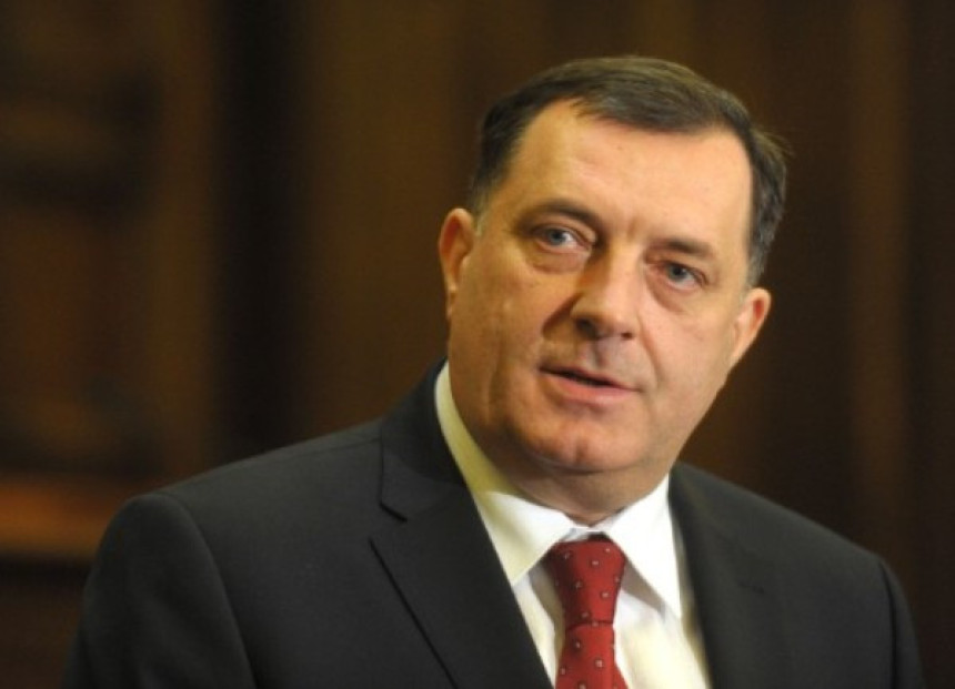 SNSD i Dodik čestitali pobjedu Vučiću