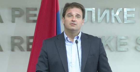 Dug za doprinose više od 100 mil.