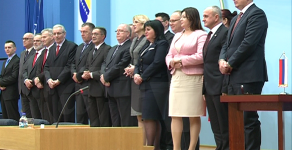 Vlada bez odgovora na mnoga pitanja