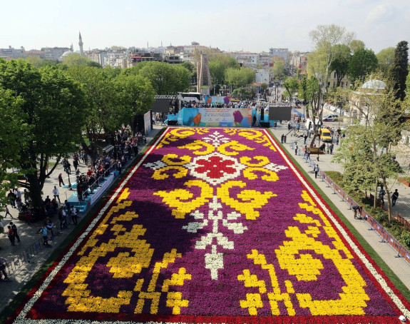 Najveći tepih od lala na svijetu