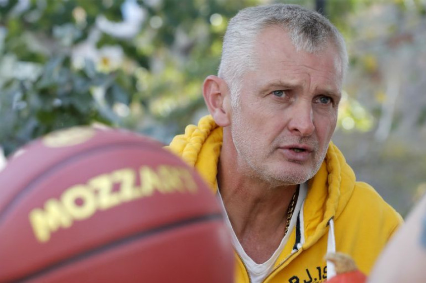 Paspalj: Sramota, možda ljudima iz EL sve ovo dosadi!