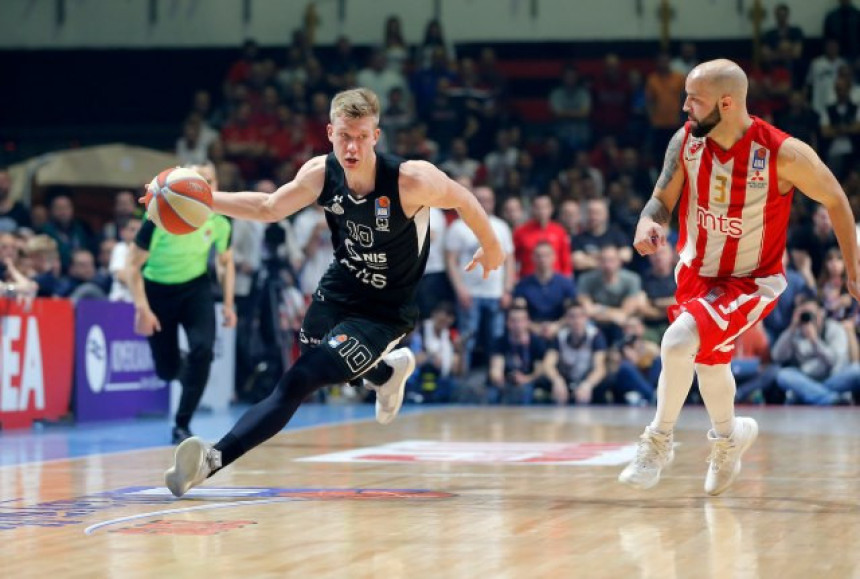 Nevjerovatno je s kakvom lakoćom se Jokić nosi sa tim...