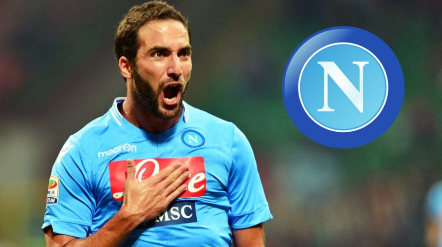 PSŽ ima rešenje za odlazak Zlatana i opet kupuje u Napulju!