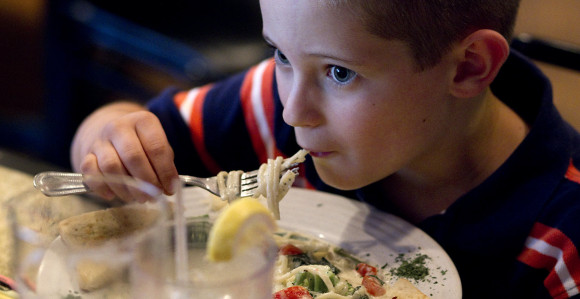 Kasne večere nisu povezane sa gojaznošću kod djece