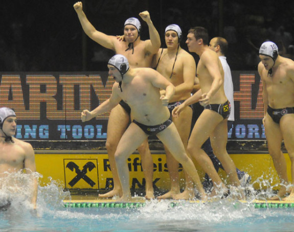 Vaterpolo - finale: Partizan potopio nervoznu Zvezdu za 27. titulu!