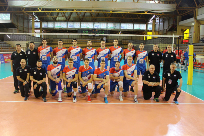 SP: Srpkinje i Srbi sigurno ''gaze'' ka Mundijalu!