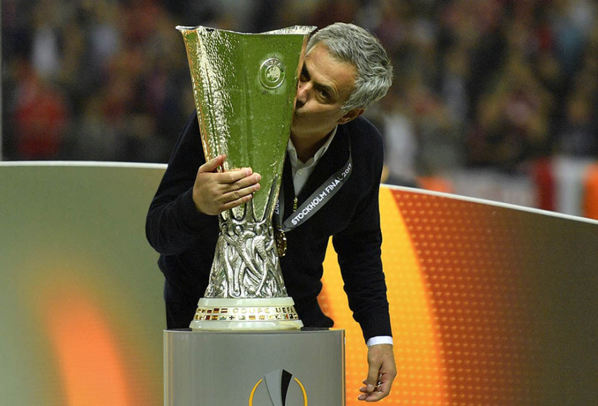 I po ovome je "poseban": Trofej LE ispred "ušatog"!