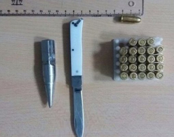 Državljanin Turske skinut s leta