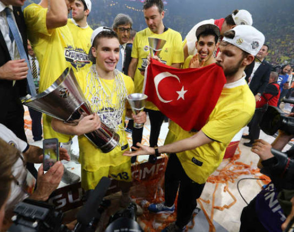 Sakramento plaća 850.000 dolara i odmah vodi Bogdana!
