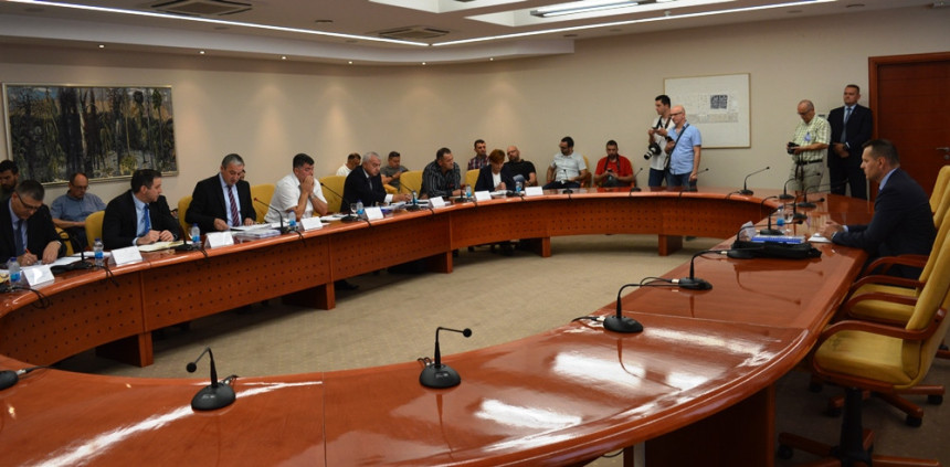 Lukač nešto krije o slučaju David? 