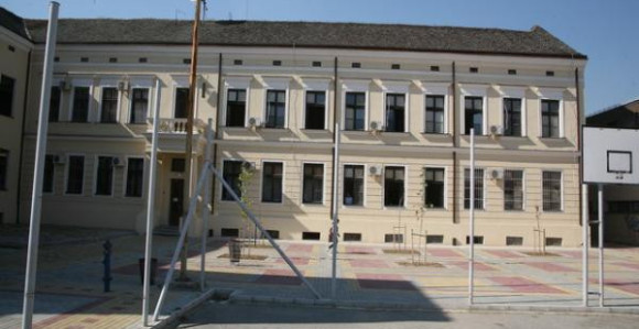 Vrijedan poklon najboljim učenicima 