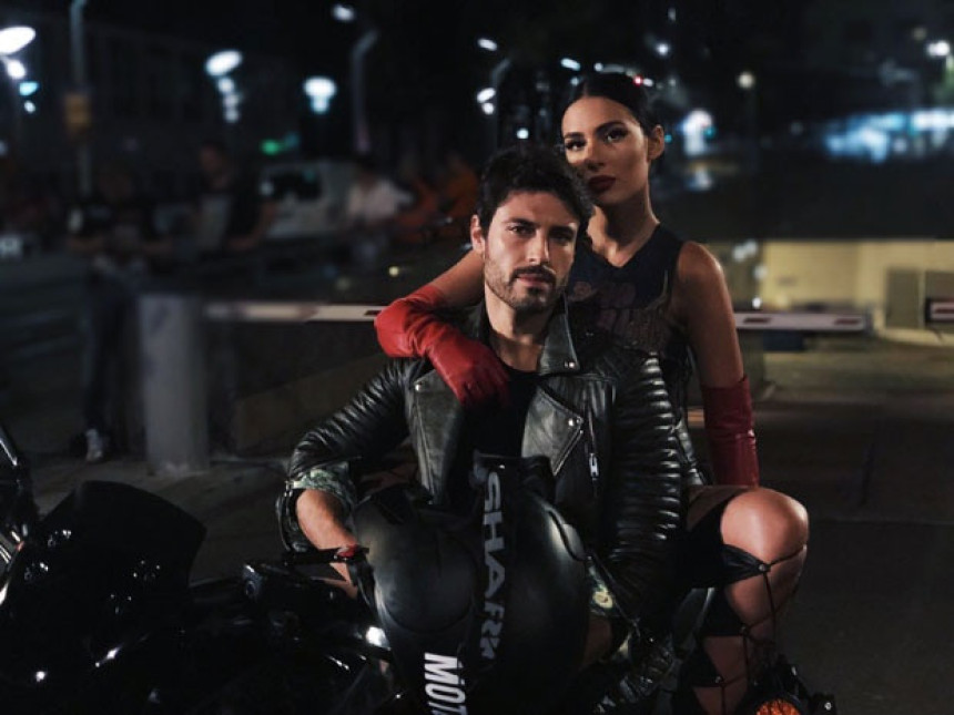 Cecina kćerka u zagrljaju zgodnog Brazilca