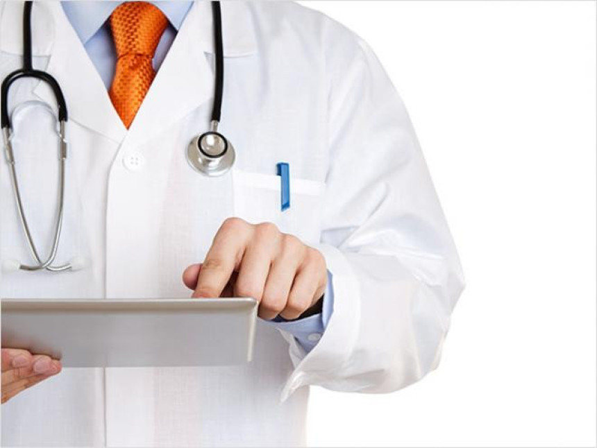 Pritisak ministra na doktore  