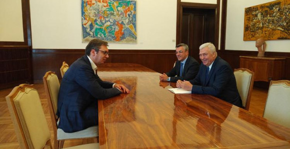 Vučić naglasio: Željka gubi izbore!