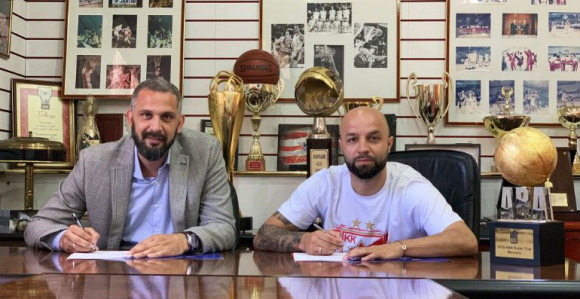 Званично: Филип Човић остаје у Звезди!