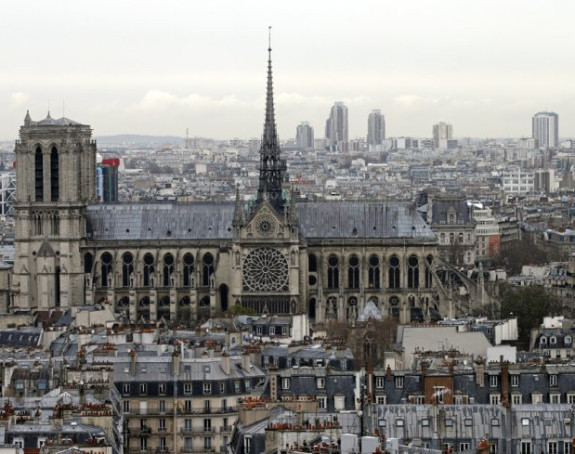 Католичка звона звоне у част Београда