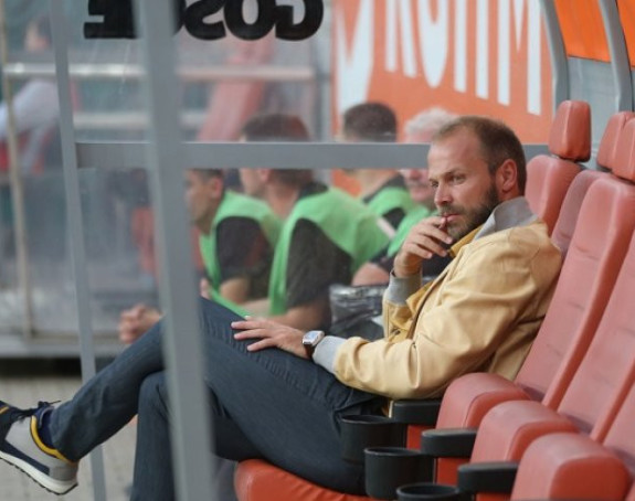 Petočasovni sastanak: Tomić ostaje na klupi!