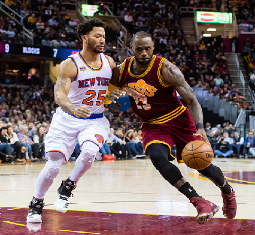 Роуз купује прстен за 90% плате!