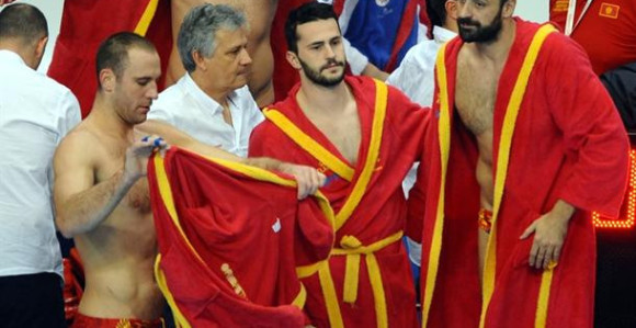 SP: Grci razbili Crnu Goru za polufinale!