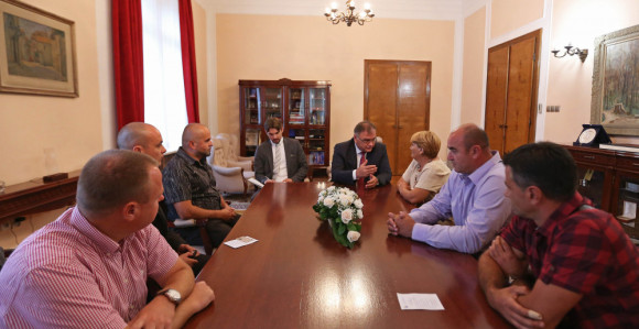 Malinari tražili pomoć od Ivanića