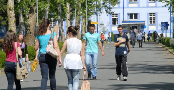 Diplomu ima 8 odsto građana