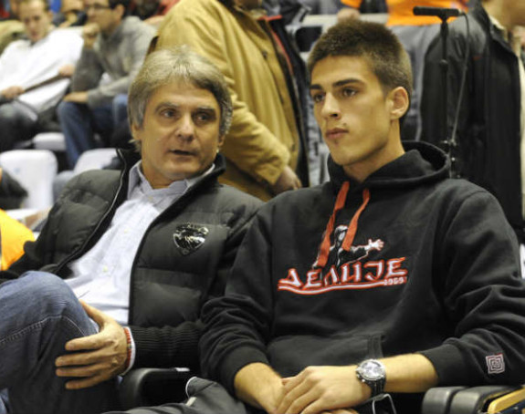 Nekad Dušan, danas Vujadin Savić...!