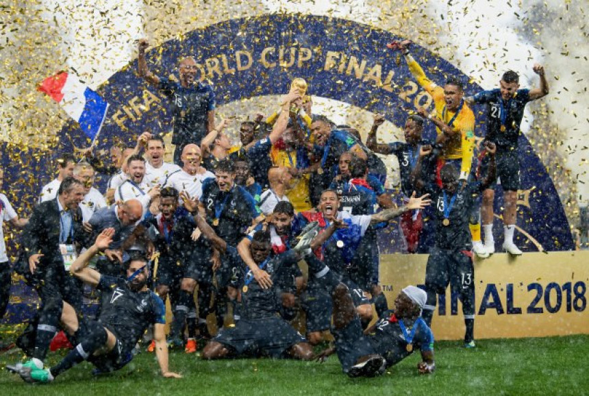 Francuzi nisu nikakvi svjetski prvaci, već ''Kongo majmuni!''