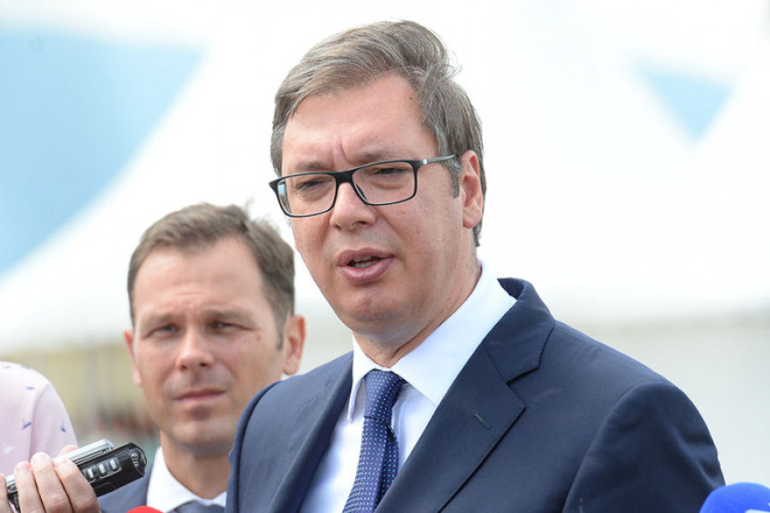 Vučić upozorio: Izgubićemo sve