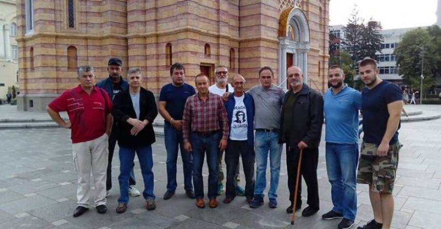 Borci za opoziv Milorada Dodika