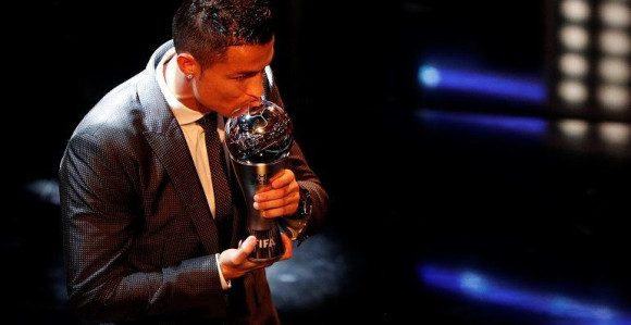 Od Ronalda do De Brujnea, ko je najbolji igrač svijeta?