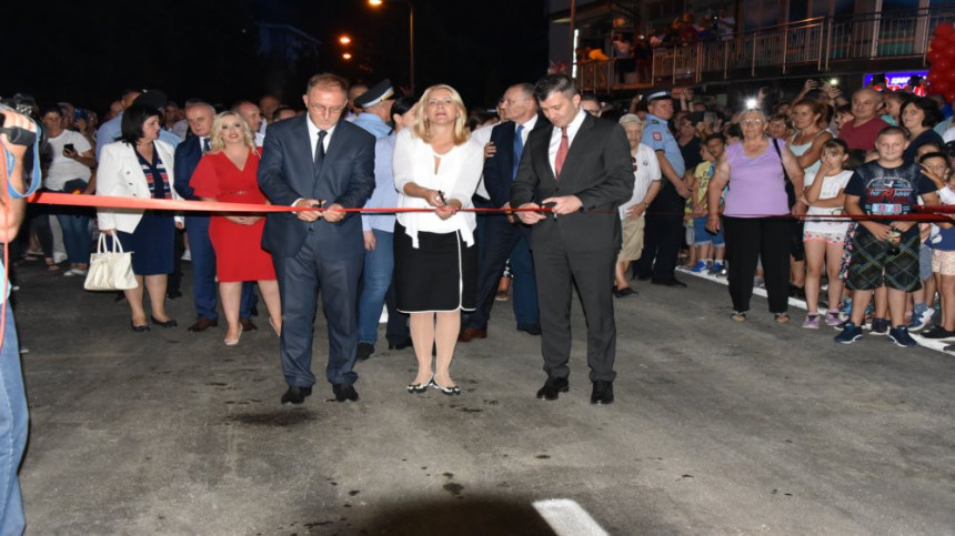 Отворен мост ''Србија'' у Челинцу