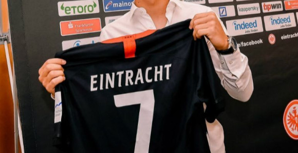 LE: Joveljić se upisao u Ajntrahtu za samo 7 minuta!