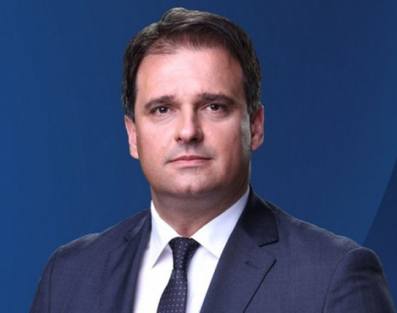 Režimski upljuvci u službi Dodika  