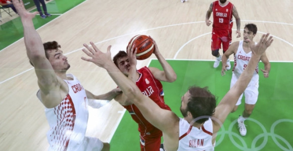 Američki novinari provociraju Srbe!