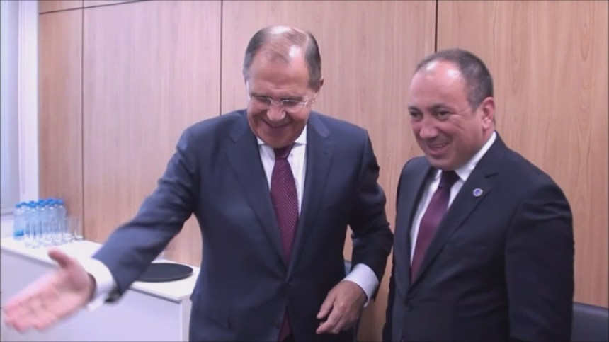 Dodik privatizuje posjetu Lavrova 