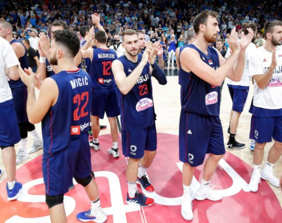 Srbija rutinski do 8/8 bez Bogdana i Bjelice!