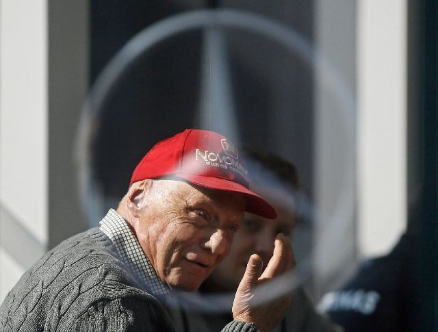 Laudina ideja: Idemo iz Španije u topliji Bahrein!