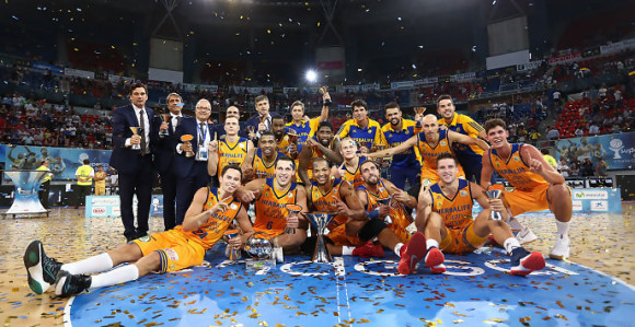 Superkup: Mekejleb srušio Barselonu za trofej Gran Kanarije!