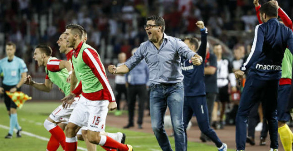 Zvezdina odbrana za istoriju!