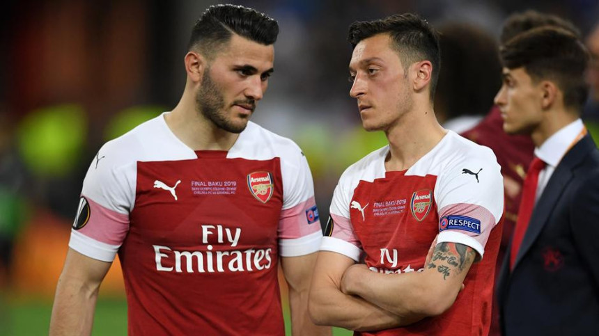 Optuženi napadači na Arsenalov dvojac!