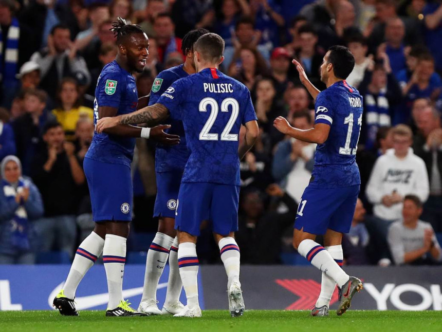 LK: Čelsijeva sedmica Grimzbiju, Vest Hem ponižen!