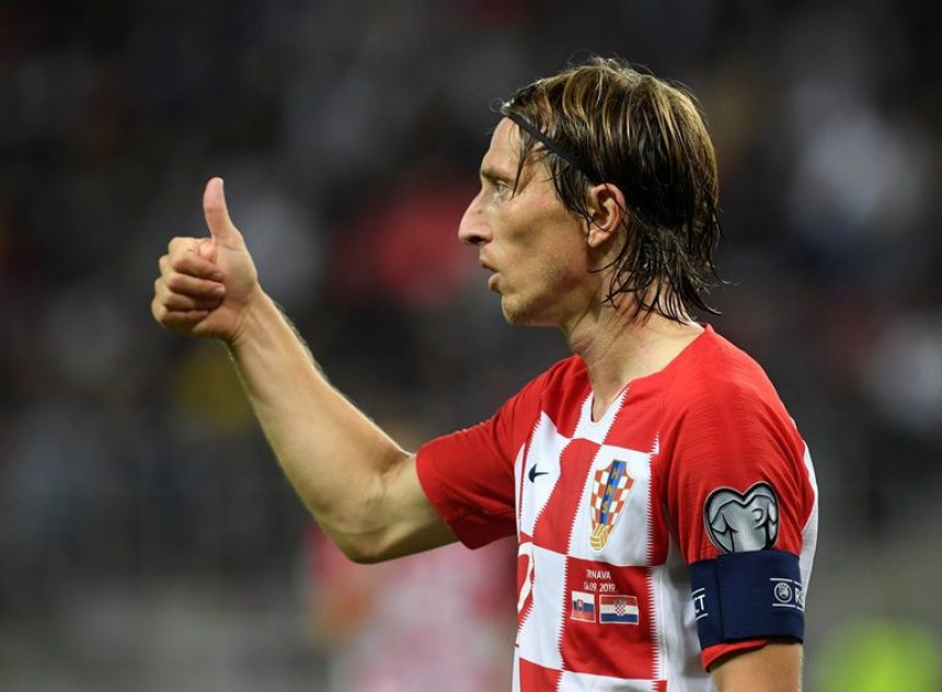 Реал препоручио Модрићу да не игра за Хрватску!