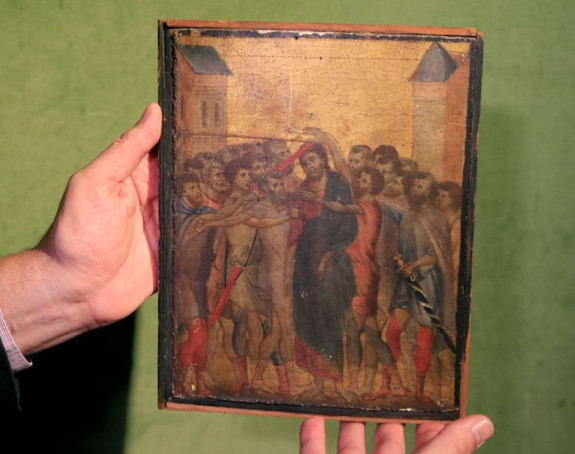 Držala sliku na zidu, mislila da je ikona